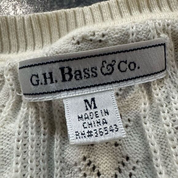 G. H. Bass & Co Women’s Knit Cardigan Sweater Size Medium 100% Cotton Preppy - Picture 4 of 11